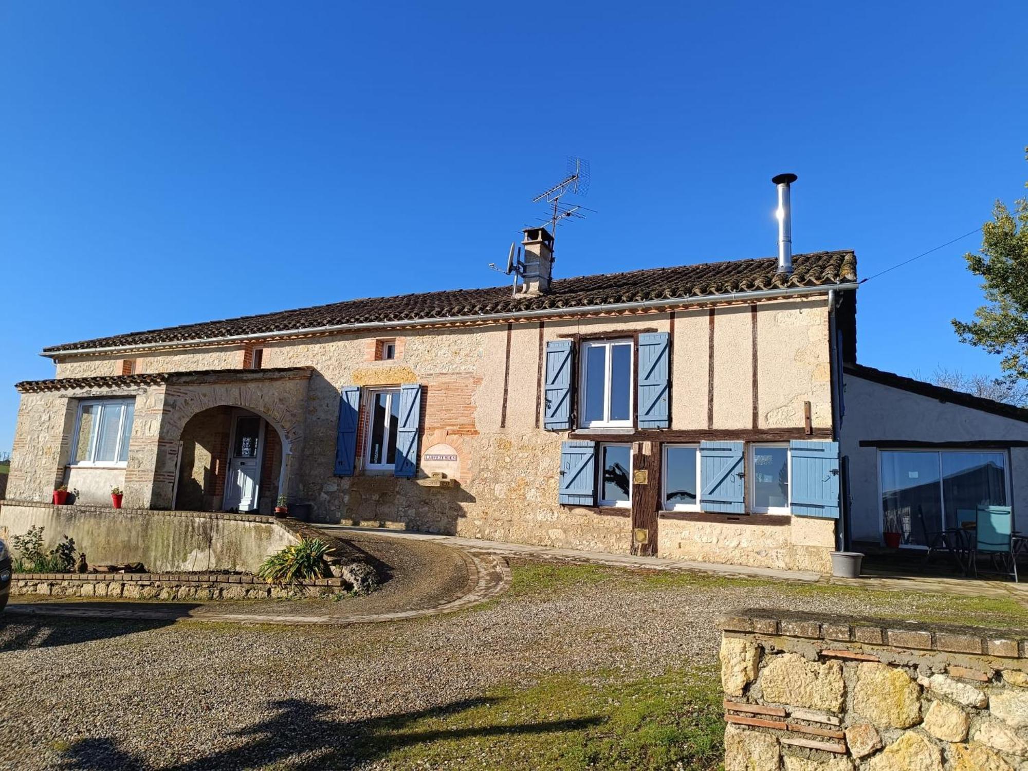 Maison D'Hotes La Fezendes Miradoux Екстер'єр фото